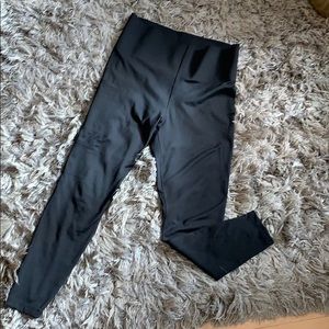 Black Nike full length workout pants/tights